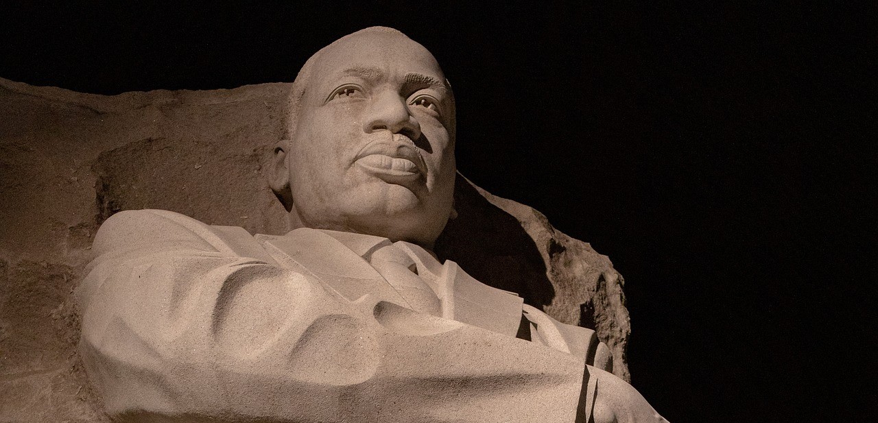 MLK Jr statue
